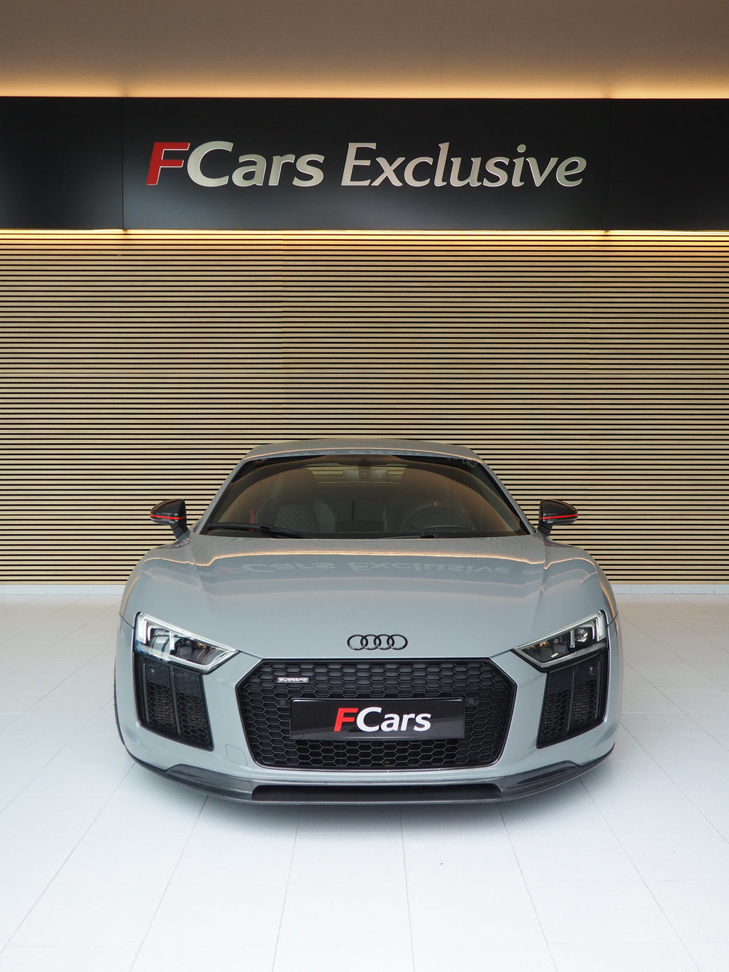 AUDI R8 5.2 FSI PLUS QUATTRO S TRONIC