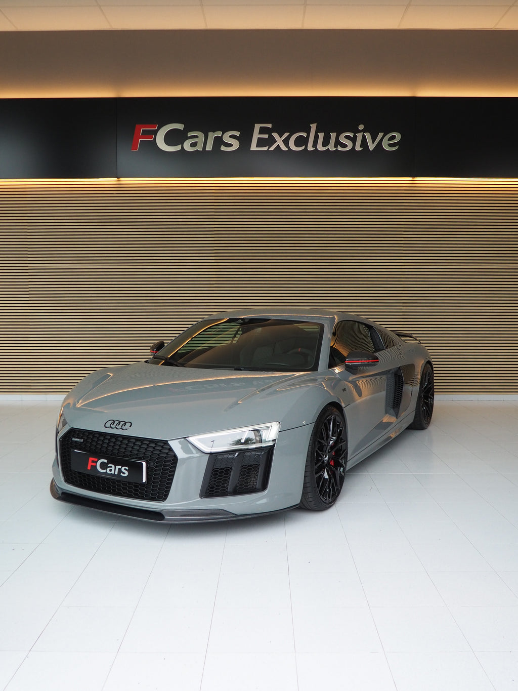 AUDI R8 5.2 FSI PLUS QUATTRO S TRONIC