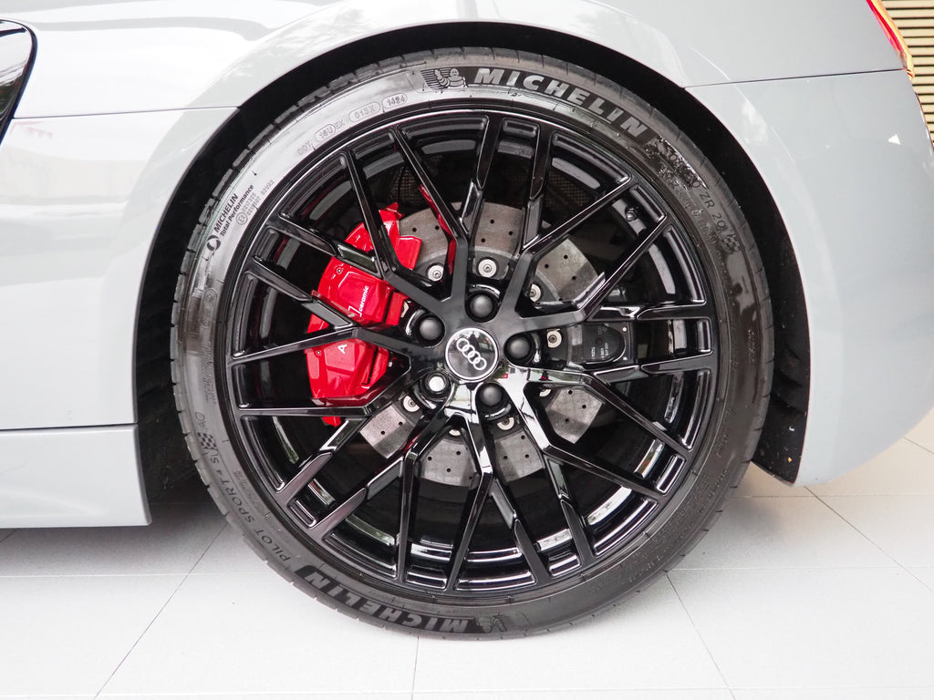AUDI R8 5.2 FSI PLUS QUATTRO S TRONIC