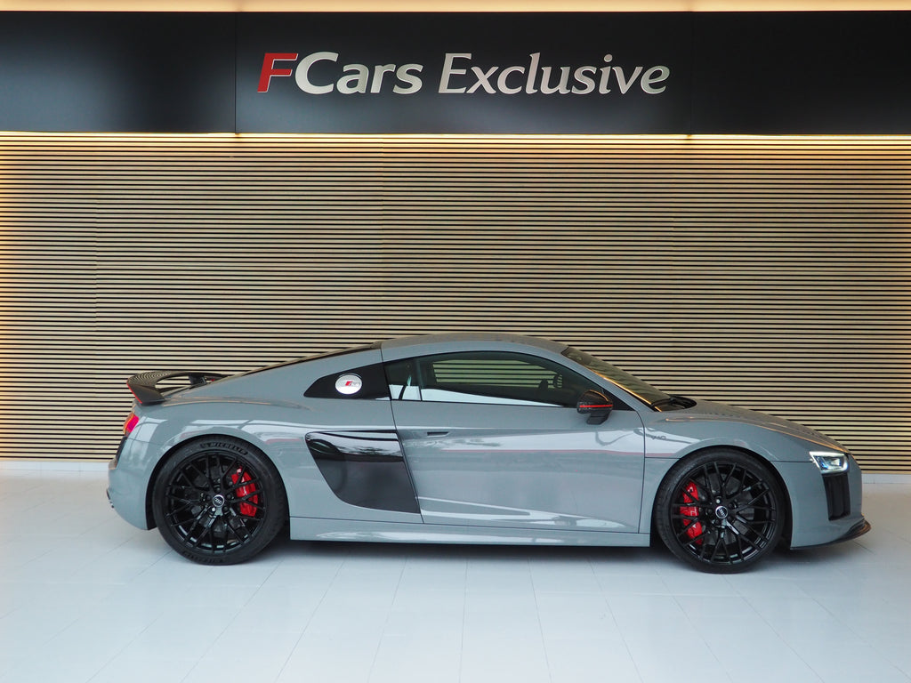 AUDI R8 5.2 FSI PLUS QUATTRO S TRONIC