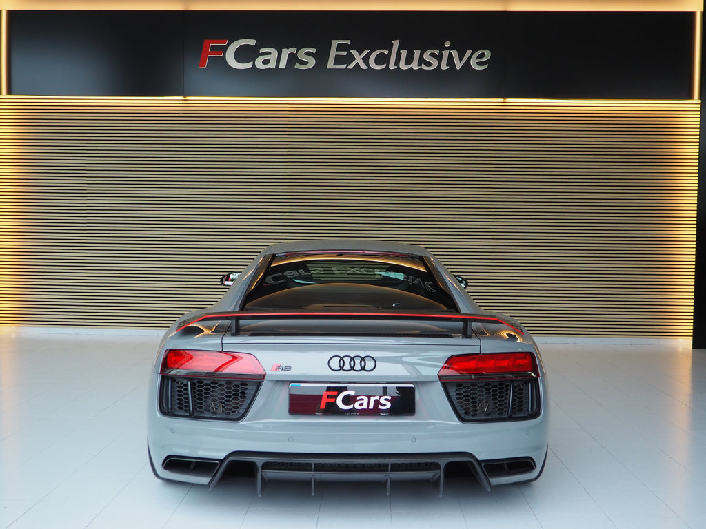 AUDI R8 5.2 FSI PLUS QUATTRO S TRONIC