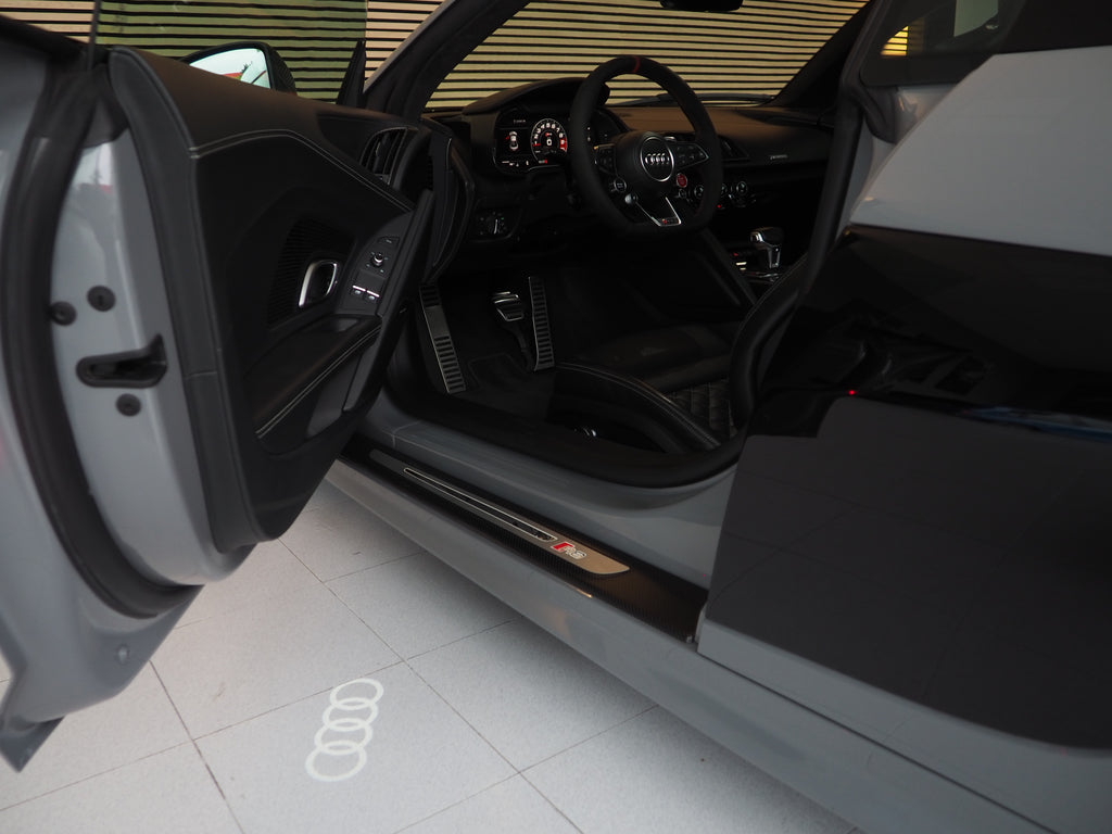 AUDI R8 5.2 FSI PLUS QUATTRO S TRONIC