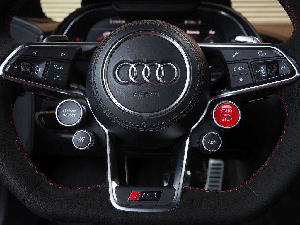 AUDI R8 5.2 FSI PLUS QUATTRO S TRONIC