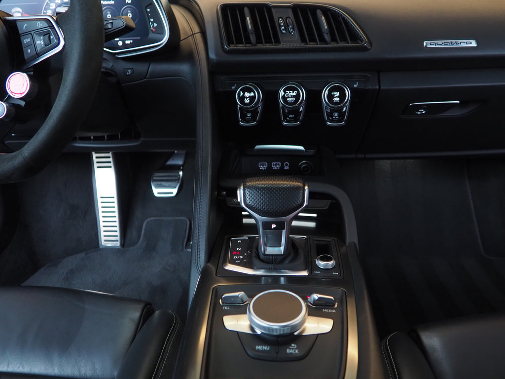 AUDI R8 5.2 FSI PLUS QUATTRO S TRONIC